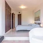 Апартаменты Simplicity Luxury Альтеа
